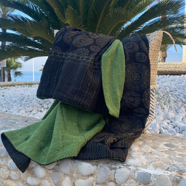 Batik Strandtuch Aztec Olive