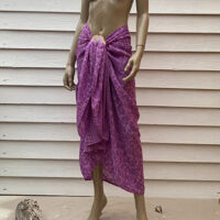 Pareo
Batik Pareo mit Gesp
Lilac Flower